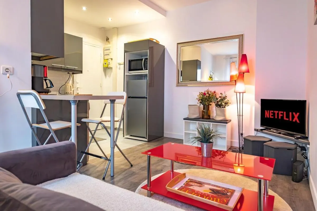 Appartement Place Monge 3 Guests Paris Apartment